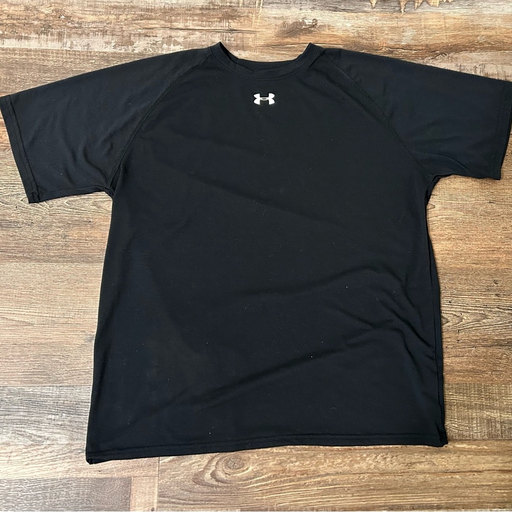 Men’s Under Armour Heat Gear tee